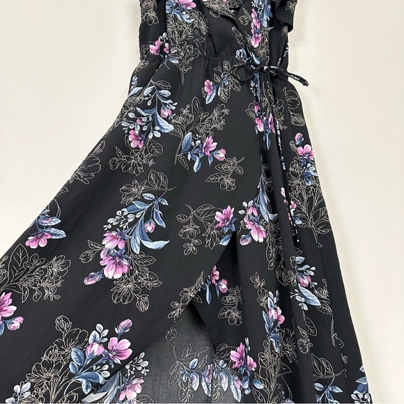 Meghan Los Angeles Floral Faux Wrap Dress - Picture 4 of 10